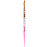 Brosse Kiara Sky #10 rose pour une application acrylique précise et fluide.