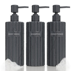 KIBAGA distributeurs shampoing et après-shampoing élégants, parfaits pour une salle de bains moderne.
