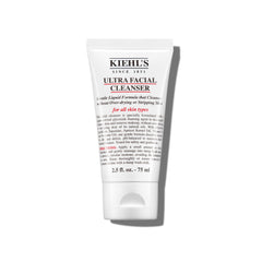 Kiehl's Ultra Facial Cleanser : bouteille-pompe nettoie en douceur et équilibre la peau.