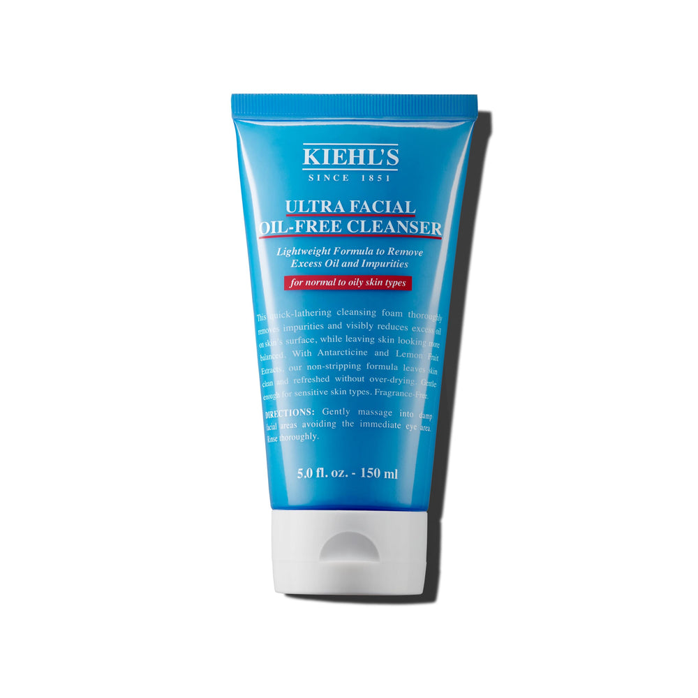 Kiehl’s Ultra Facial Nettoyant Sans Huile dans sa bouteille, purifie sans dessécher.