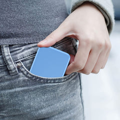 Miroir Kintion bleu rotation à 180 degrés pour un cadrage facial.