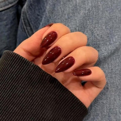 KQueenest ensemble de 48 ongles en forme d'amande, rouge bordeaux, pour une manucure rapide et élégante.
