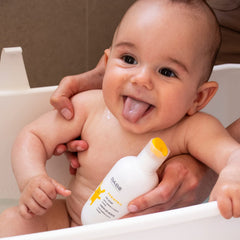 LABORATORIOS BABE – mousse douce, savon pédiatrique, moment de douche agréable.