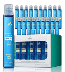 LADOR bouteille de soin intensif, démontrant une application ciblée pour cheveux secs et rééquilibrés.