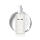 LAGOM huile nettoyante micro-pore avec sa bouteille prête à l'emploi pour le nettoyage des pores.