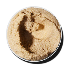 LaLicious gommage révèle peau éclatante et uniformité du teint grâce au sucre brun.