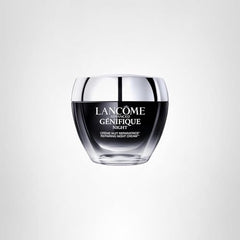 Lancôme Advanced Génifique Night Cream – Ceramides triples renforcent l’hydratation de la barrière nocturne.