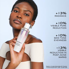 Lancôme Clarifique, formule bi-phase prête à exfolier et apaiser la peau.