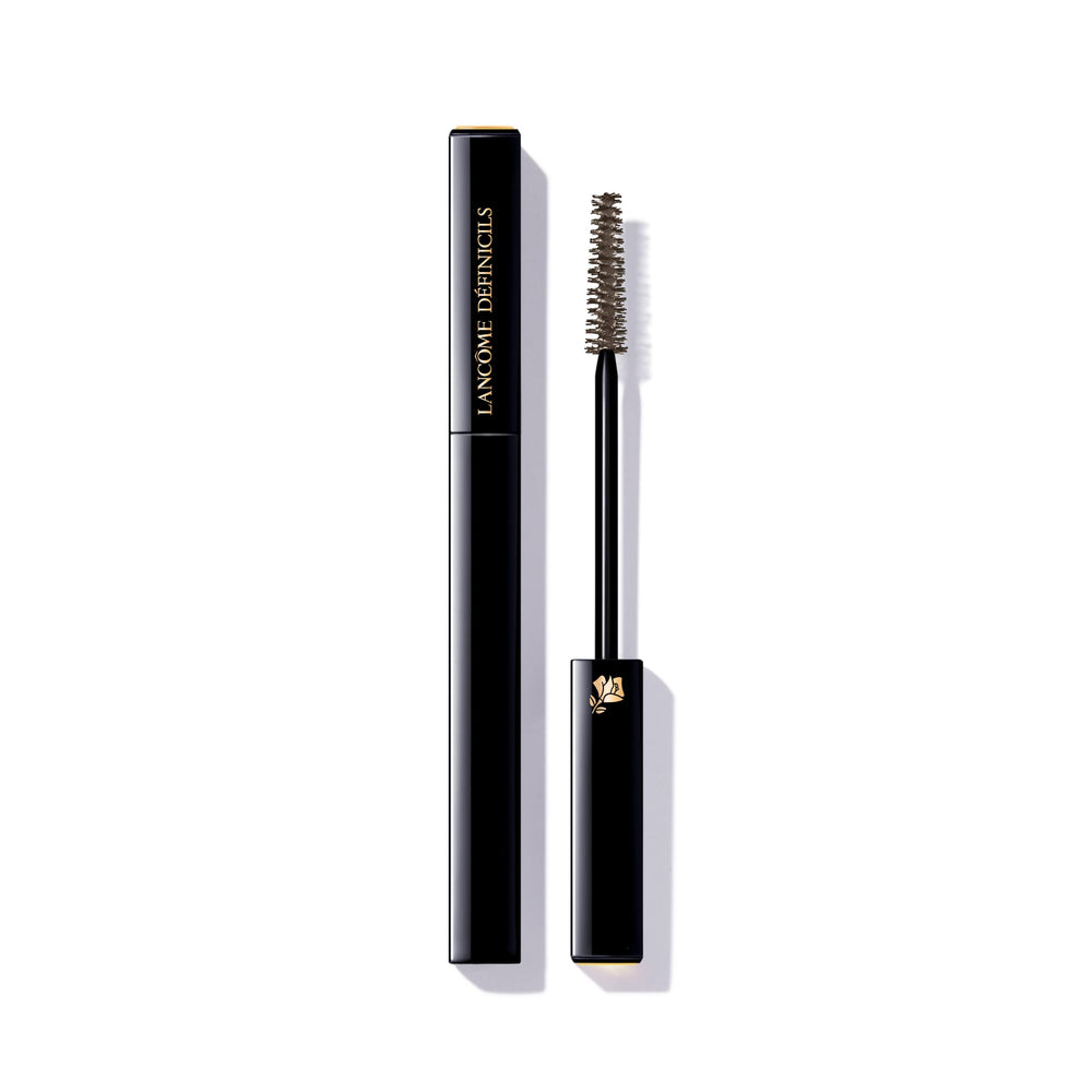 Lancôme Définicils avec brosse definissante pour définition précise des cils.