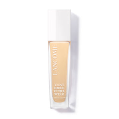 Lancôme Teint Idole Care et Éclat — bouteille élégante et application fluide.