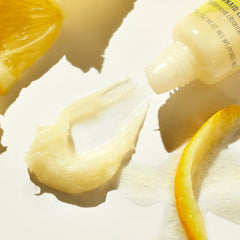 Lanolips Lemonaid – effet brillant naturel qui rehausse le look.