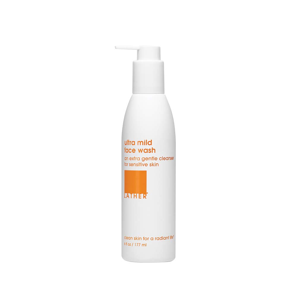 LATHER Ultra Mild Face Wash : bouteille-pompe hydratante pour peau sensible.