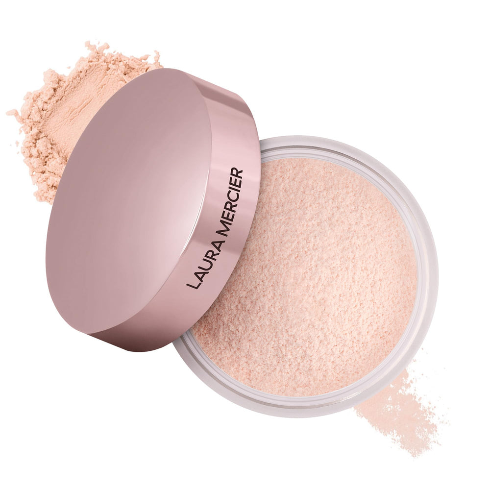 Laura Mercier poudre translucide en action: application légère et tenue prolongée