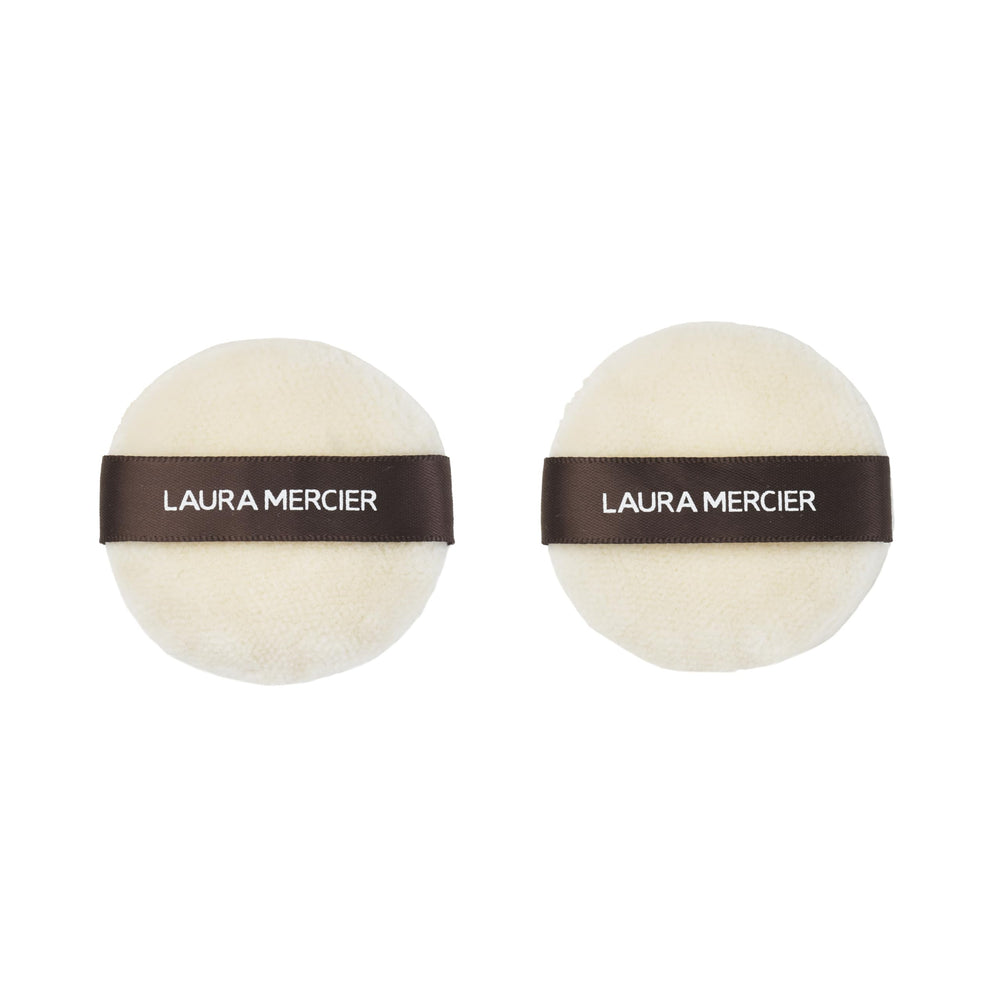 Éponge Velour Puff Laura Mercier pour une application précise de poudre libre.