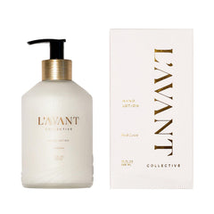 L'AVANT Collective Luxury Hand Lotion – bouteille en verre 10oz, hydratation durable des mains.