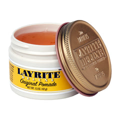 Layrite Original Pomade – application facile pour modeler les cheveux.