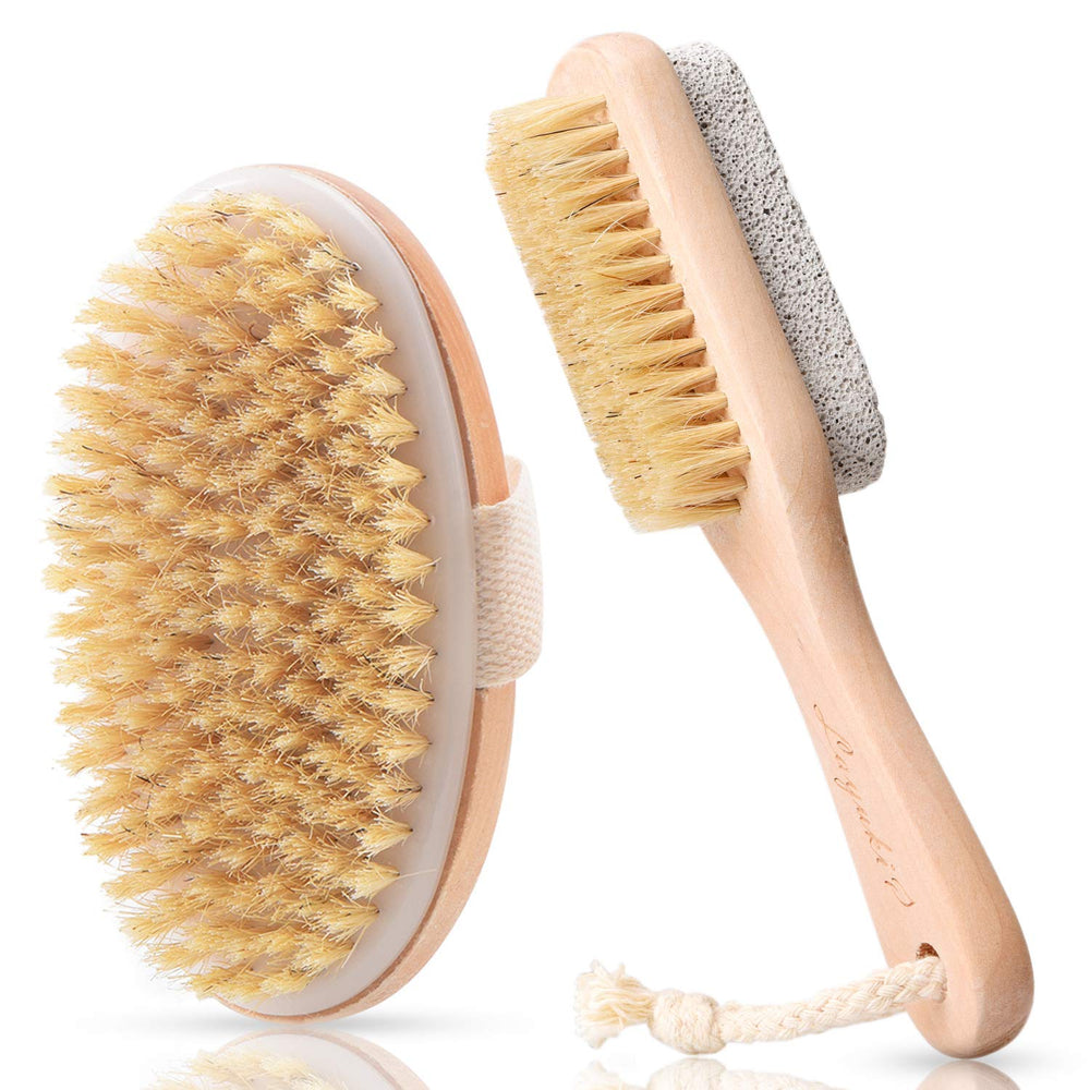 Lot Layuki : brosse corps et gomme-pieds double-face pour exfolier et nettoyer.