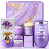 Panier LE CADEAU lavande avec bougie pour une ambiance apaisante.
