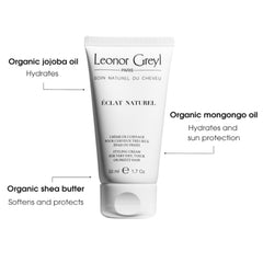 Texture soyeuse d'Éclat Naturel pour définir les vagues sans gras.