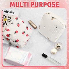 Pochette sanitaire Lestp, compacte et discrète pour contenir les protections périodiques.