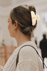 LILIE&WHITE clip polyvalent pour coiffure quotidienne et événements spéciaux.