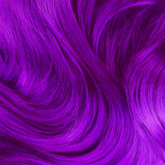 Avant/après sur cheveux clairs avec Genie, violet profond.
