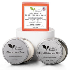 /liv/ Nature ensemble shampoing-solide et apres-shampoing-solide avec etui voyage — usage pratique en déplacement.