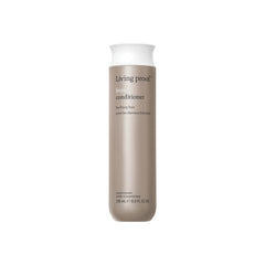 Living Proof No Frizz Conditioner – bouteille élégante qui lutte contre les frisottis durablement.
