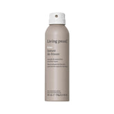 Living Proof No Frizz Instant De-Frizzer – bouteille prête à l’emploi pour lisser les frisottis.
