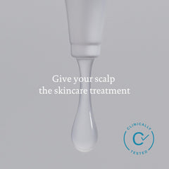 Living Proof Soin Cuir Chevelu Sec, massage apaisant du cuir chevelu.