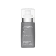 Living Proof Perfect Hair Day – bouteille du soin prête à revitaliser les cheveux.