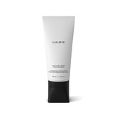Bouteille LolaVie Exfoliant Détox du cuir chevelu, prise en main facile pour detox du cuir chevelu.