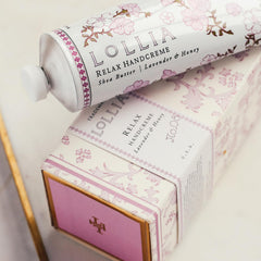 LOLLIA Relax Crème Mains – Huile macadamia et avocat pour douceur.