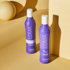 Shampoing Loma avec pigmentation bleue-violette déposant une nuance ciblée