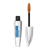 L’Oréal Paris Bambi Eye Mascara, brosse grand angle pour des cils parfaitement séparés.