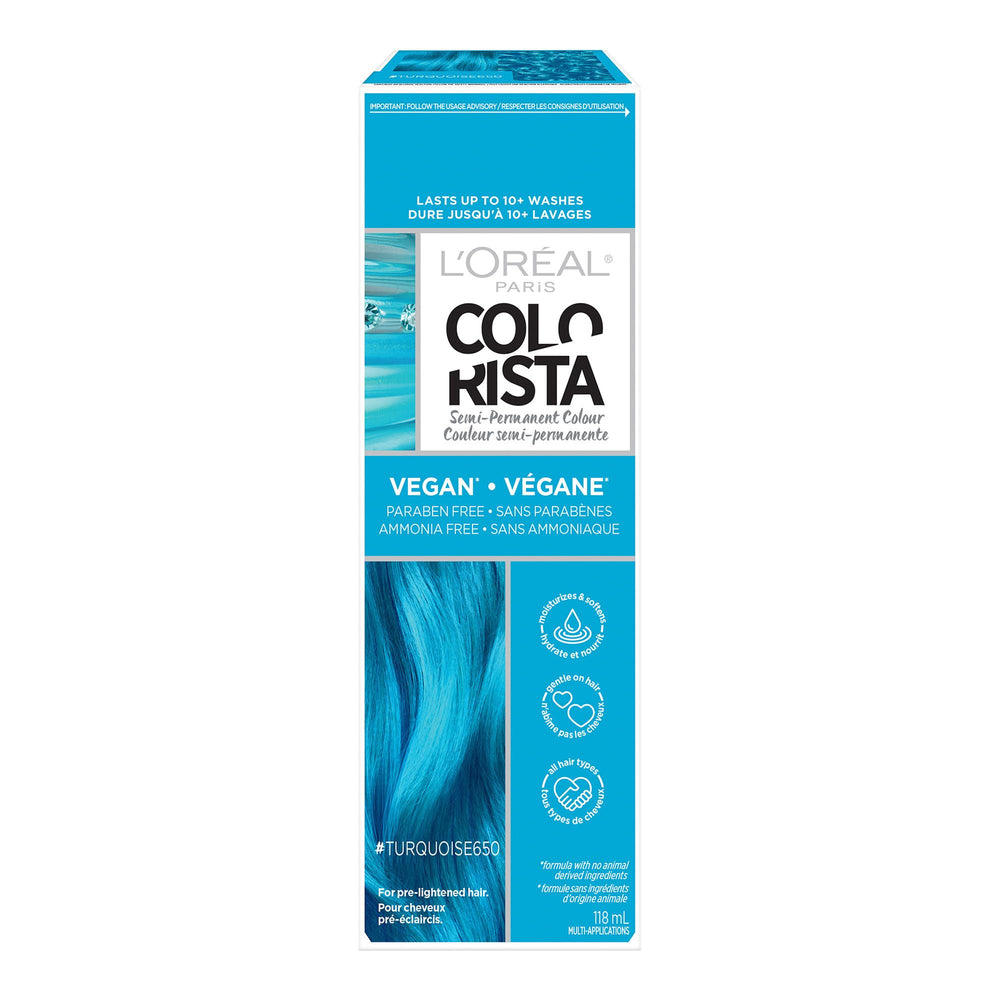 Colorista turquoise dépose une couleur sur blond avec soin.