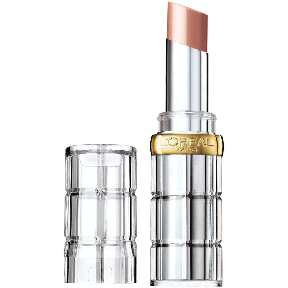L’Oréal Paris Colour Riche Shine – bouche beige clair brillant et hydratée.