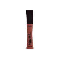 L’Oréal Paris Infallible Pro-Matte Shake Down, application précise et couleur intense.