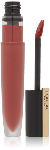 L’Oréal Paris Rouge Signature Matte Lip Stain Rose – couleur pigmentée et longue tenue.
