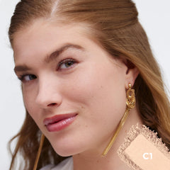 Poudre sans huile True Match, couvrance modulable pour teint net.