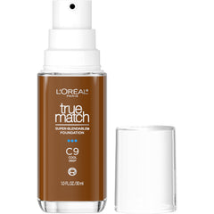 L’Oréal Paris True Match: bouteille avec pompe pour une application précise.