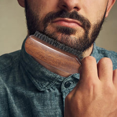 Conçue pour cheveux fins à moyens, réduction des frisottis.