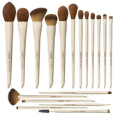 Pinceaux LORYP ensemble 18 pièces sur vanity, applicateur fluide pour un teint homogène.