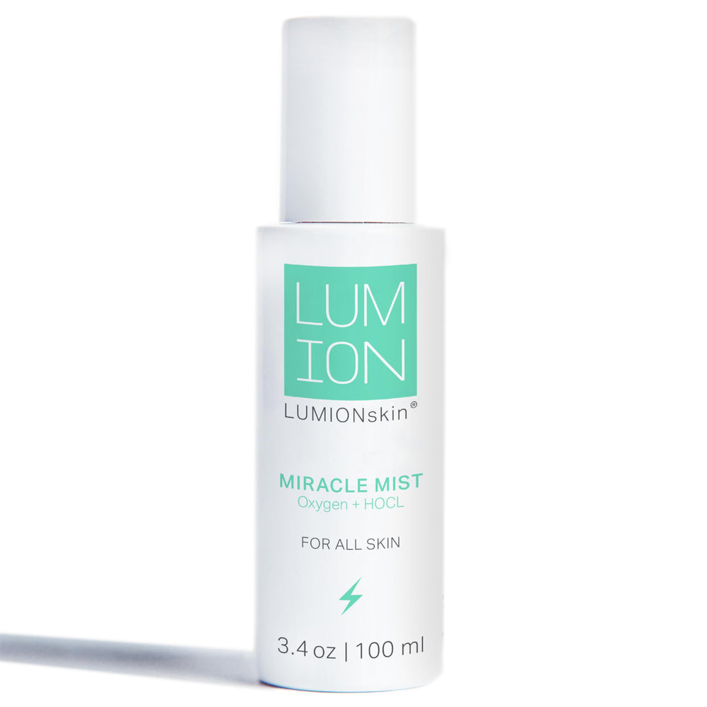 Lumion Miracle Mist brume-visage-bouteille hydrate et apaise après l'entraînement.