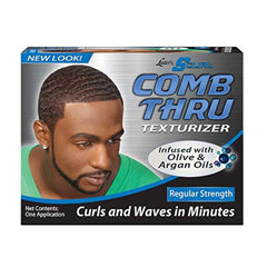 Luster's Curl Text Kit à l'argile, pour définir et hydrater les boucles.