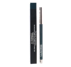 MAC Colour Excess Hell-Bent: application douce pour un trait précis et soutenu.