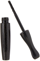 MAC Extreme Dimension 3D Lash : définition intense sans paquets grâce à la brosse unique.