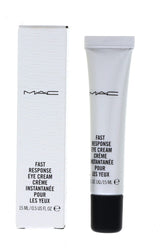 MAC Fast Response Eye Cream autour des yeux, bouteille prête à l'application et hydratation rapide.