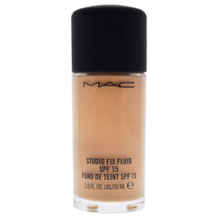 MAC Studio Fix Fluid SPF15 — Détails couleur et fini mate pour une tenue toute la journée.
