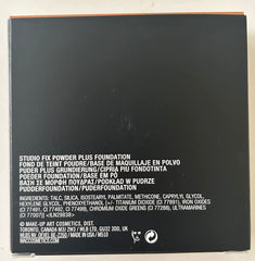MAC Studio Fix NC46 éponge incluse pour une couvrance modulable et uniforme